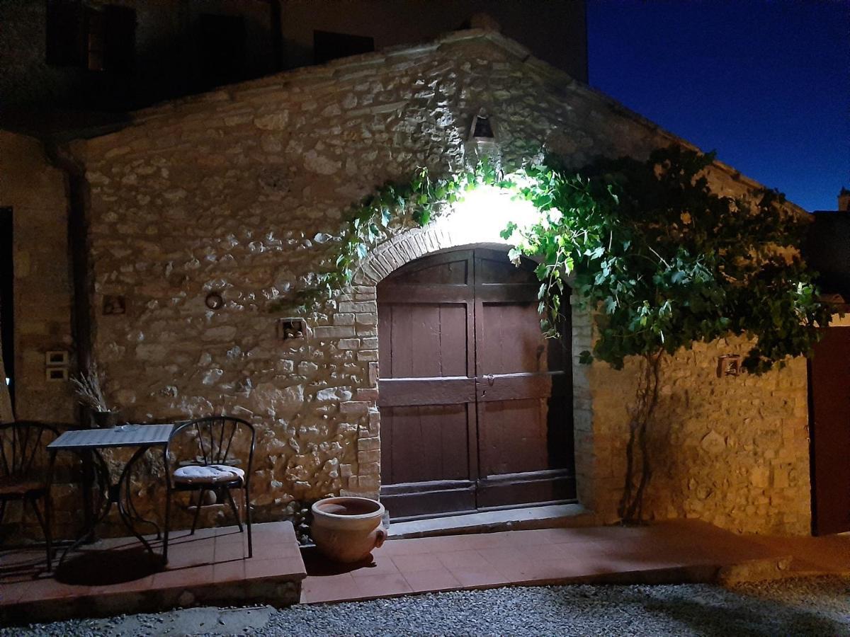 Antico Casolare Séjour à la ferme San Gimignano